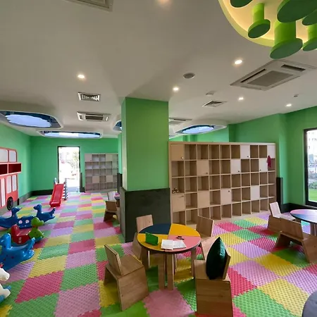 Serenity Lux1plus1 אלאניה